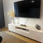 Morzlive Apartment