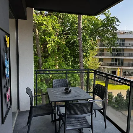 公寓 Morzlive 尤斯托尼莫斯基